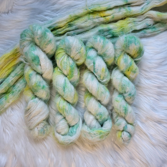 April Daisies | Lace Weight Yarn | Birth Flower Collection