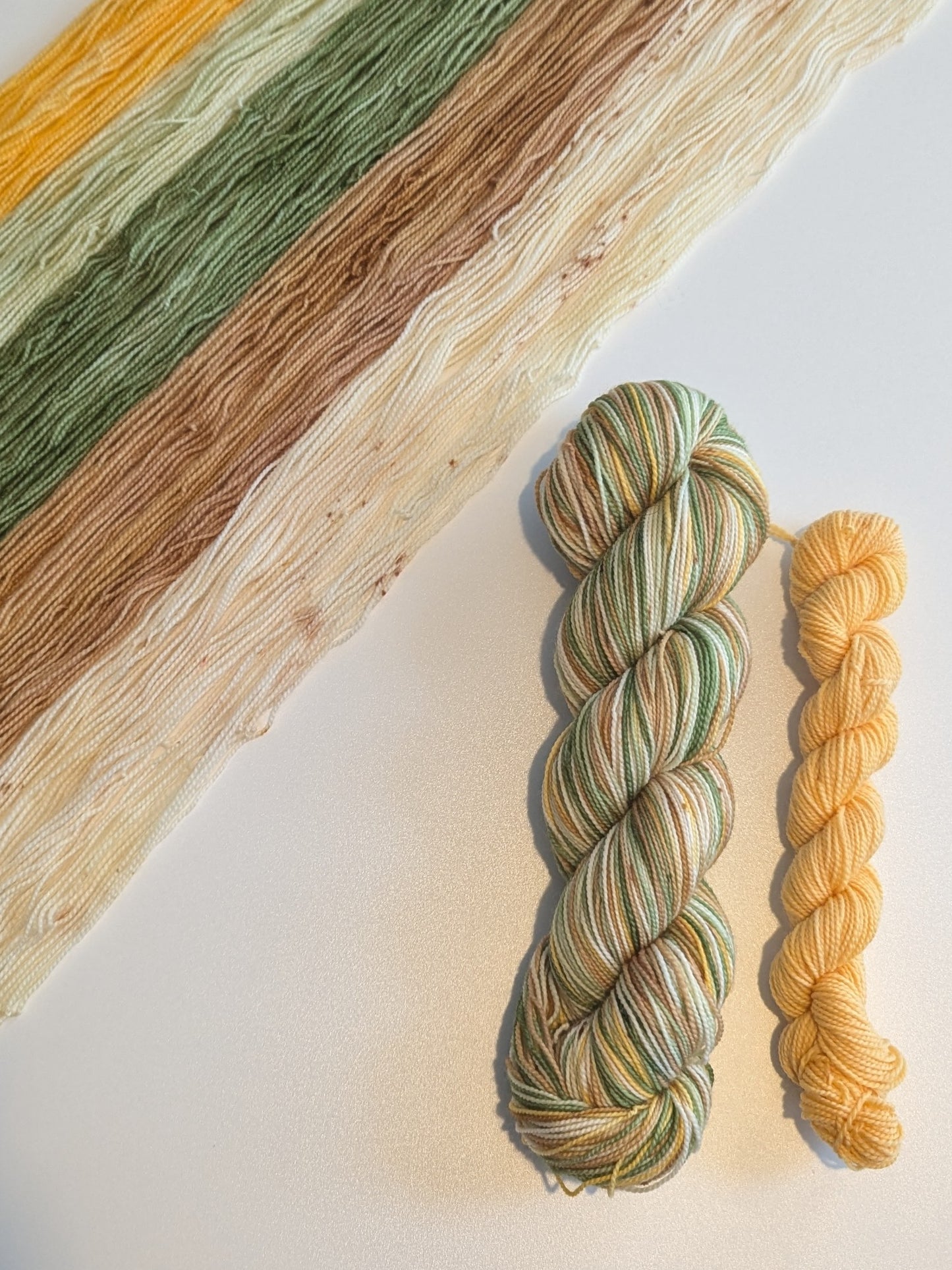 Avocado Toast | Sock Weight Yarn | Yarns by Pear Maiden