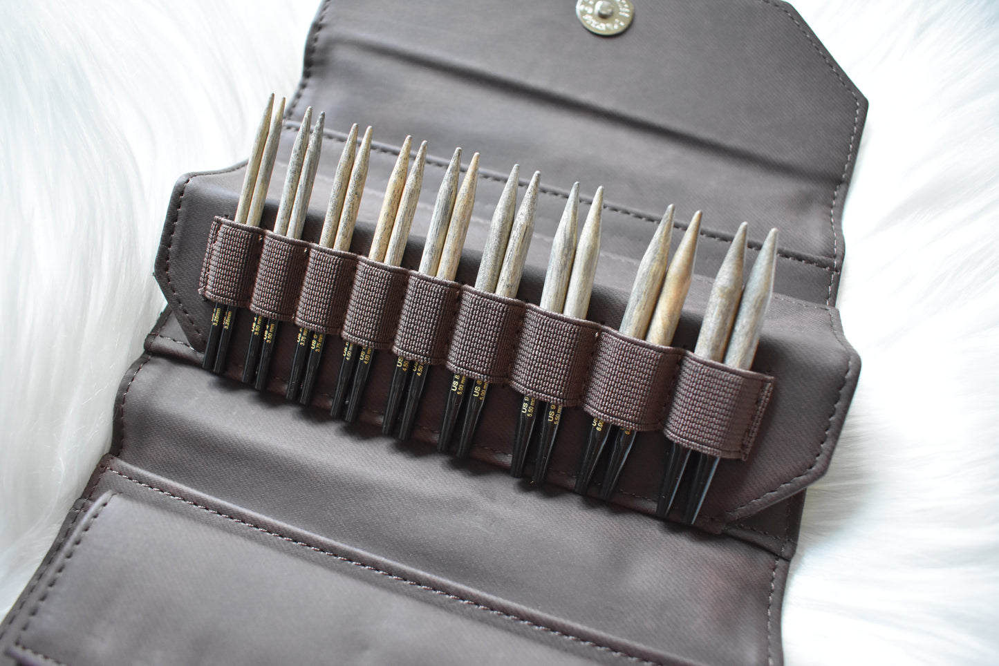 Lykke Knitting Needles | 3.5" Interchangeable Needles Set | DRIFTWOOD In Cacao Denim Case