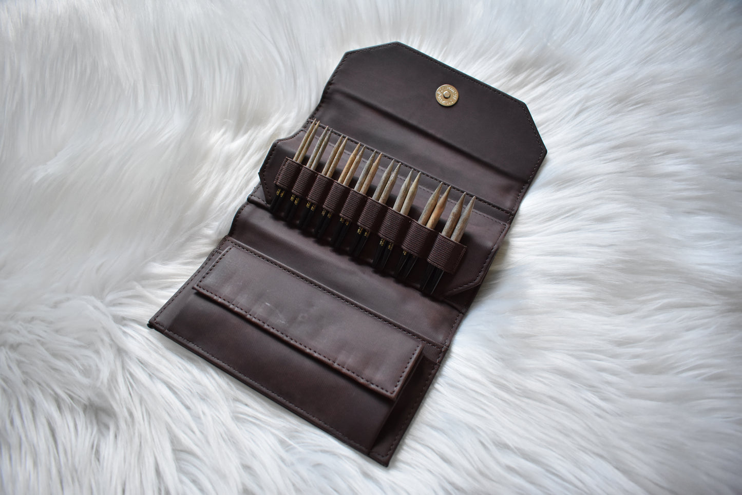 Lykke Knitting Needles | 3.5" Interchangeable Needles Set | DRIFTWOOD In Cacao Denim Case