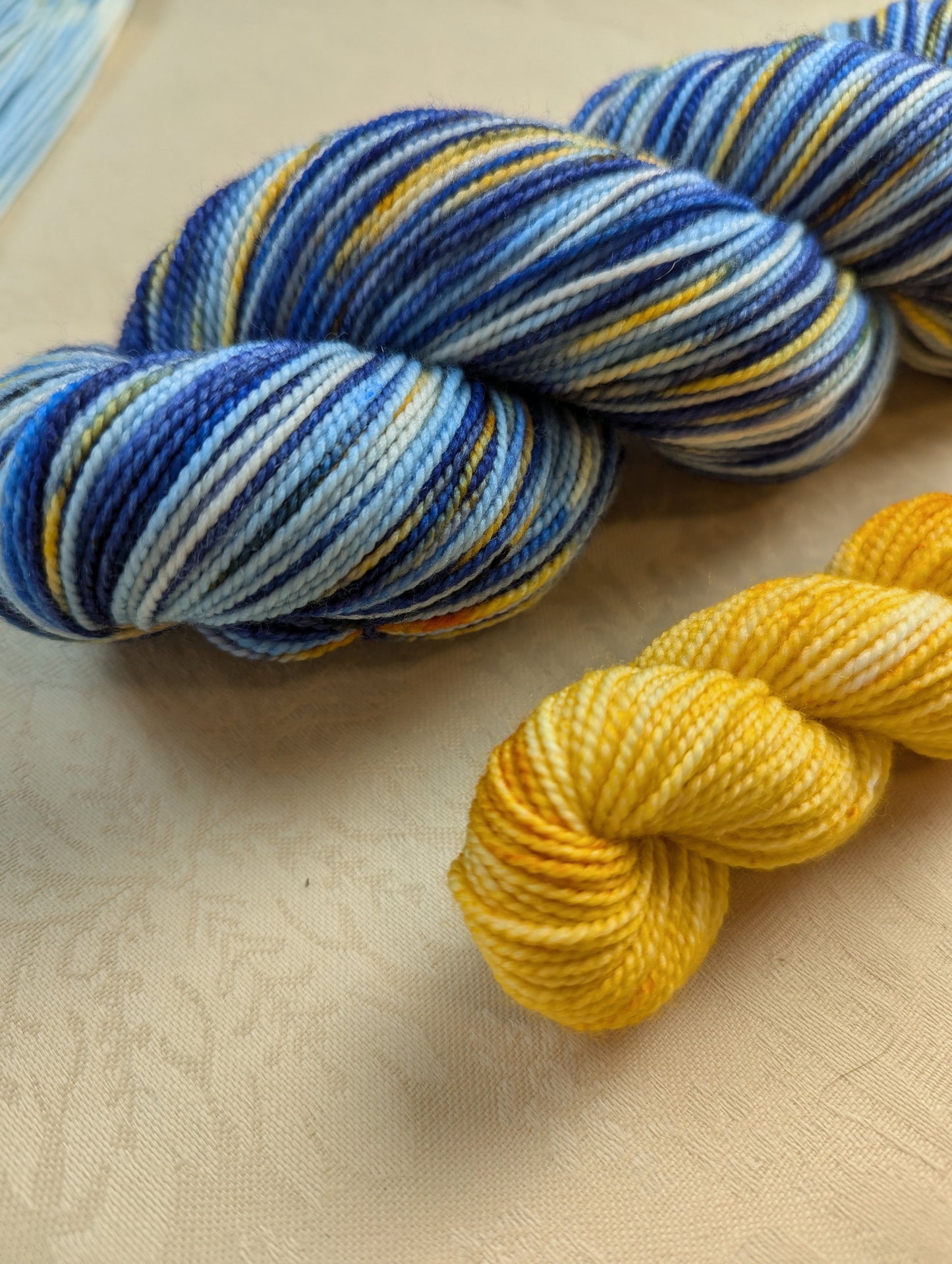 Night & Day | Sock Weight Yarn | Yarns by Pear Maiden