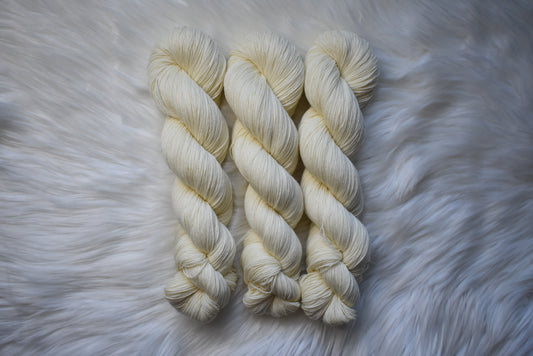 White Rabbit | Mini Sock Weight Yarn | Undyed Sample