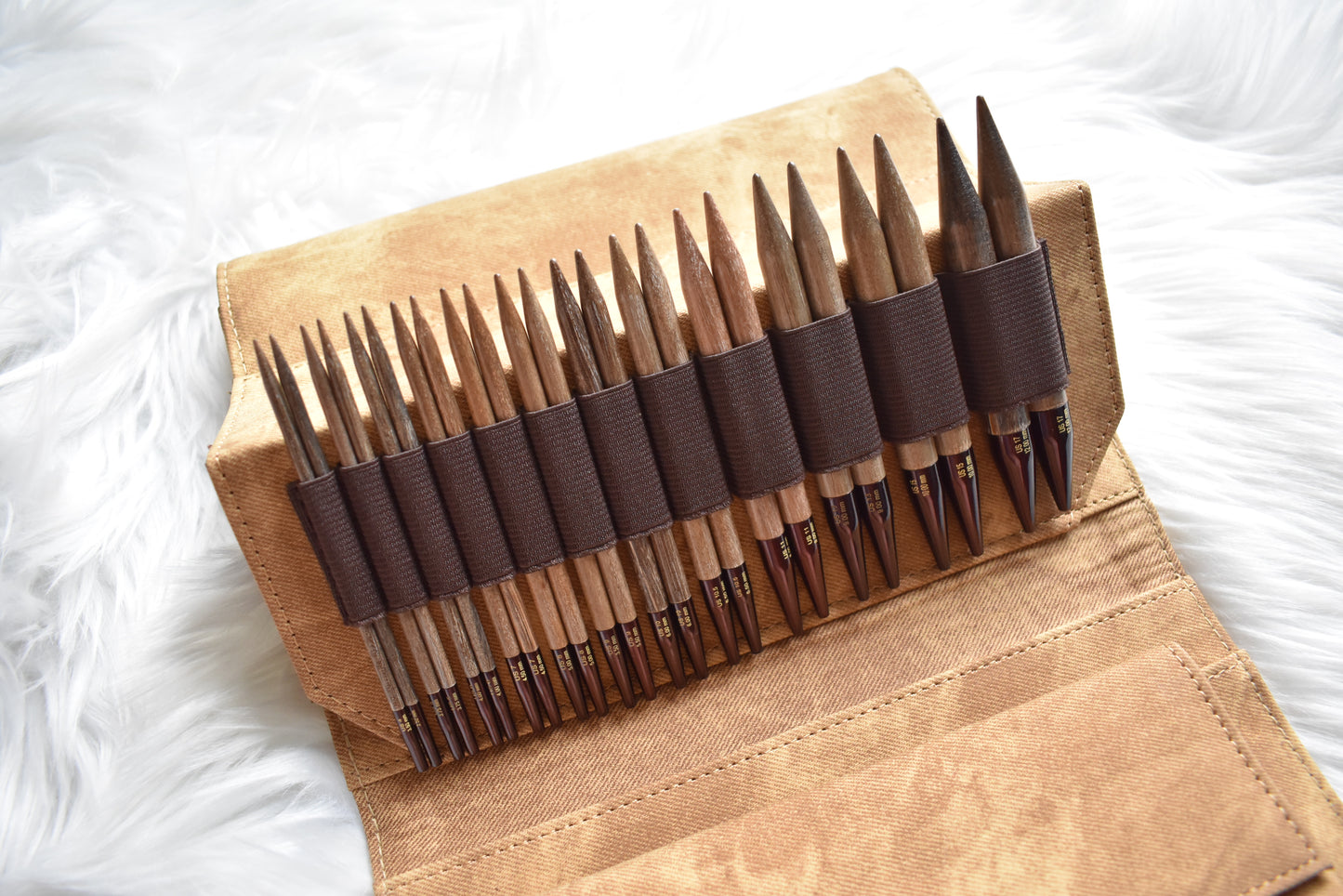Lykke Knitting Needles | 5" Interchangeable Needles Set | UMBER In Denim Case
