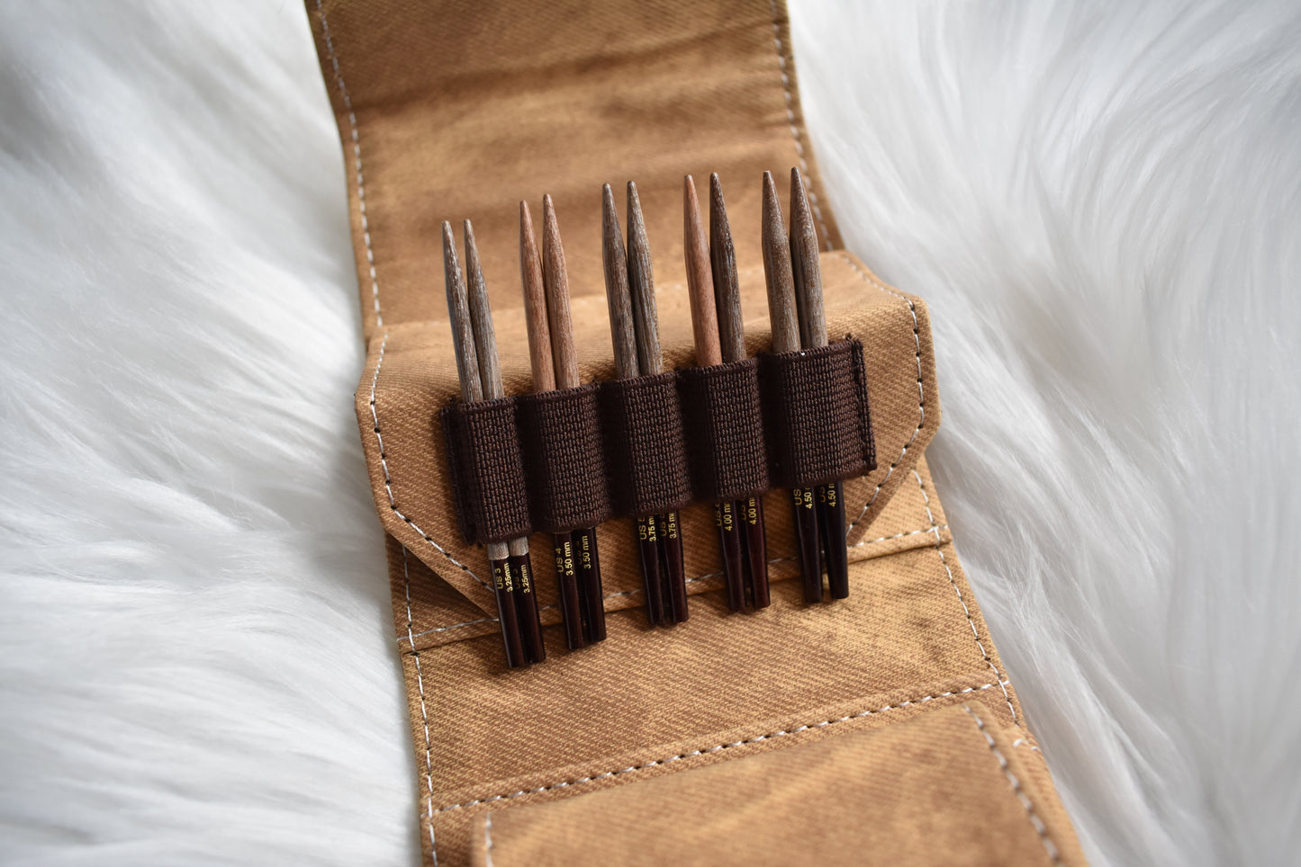Lykke Knitting Needles | 3.5" Interchangeable Needles Starter Set | UMBER in Denim Case
