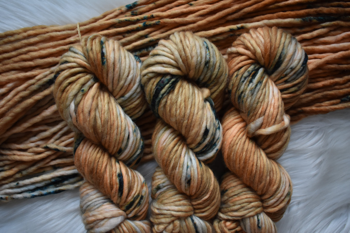 Oolong Tea Leaves | Super Bulky Weight Yarn | Steeped in Color Collection