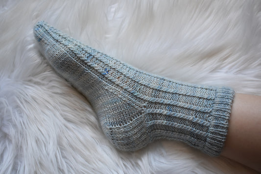 Knitting Pattern | Toi et Moi Socks | Sock Weight Yarn